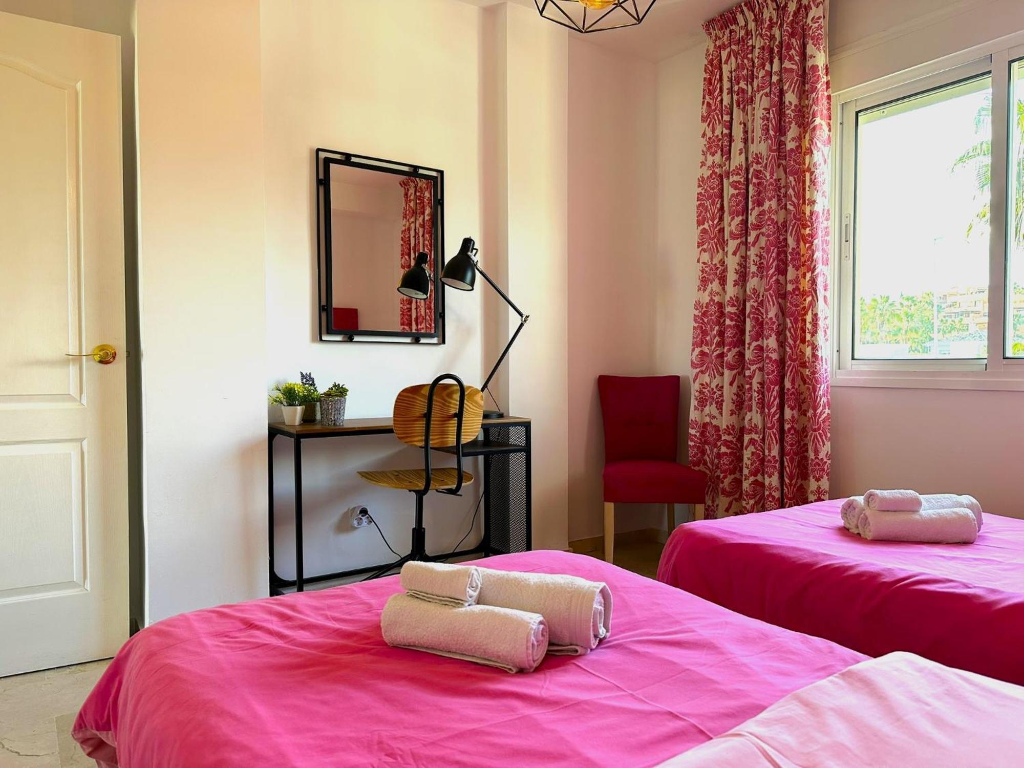Apartments Bermuda Beach Estepona Dış mekan fotoğraf
