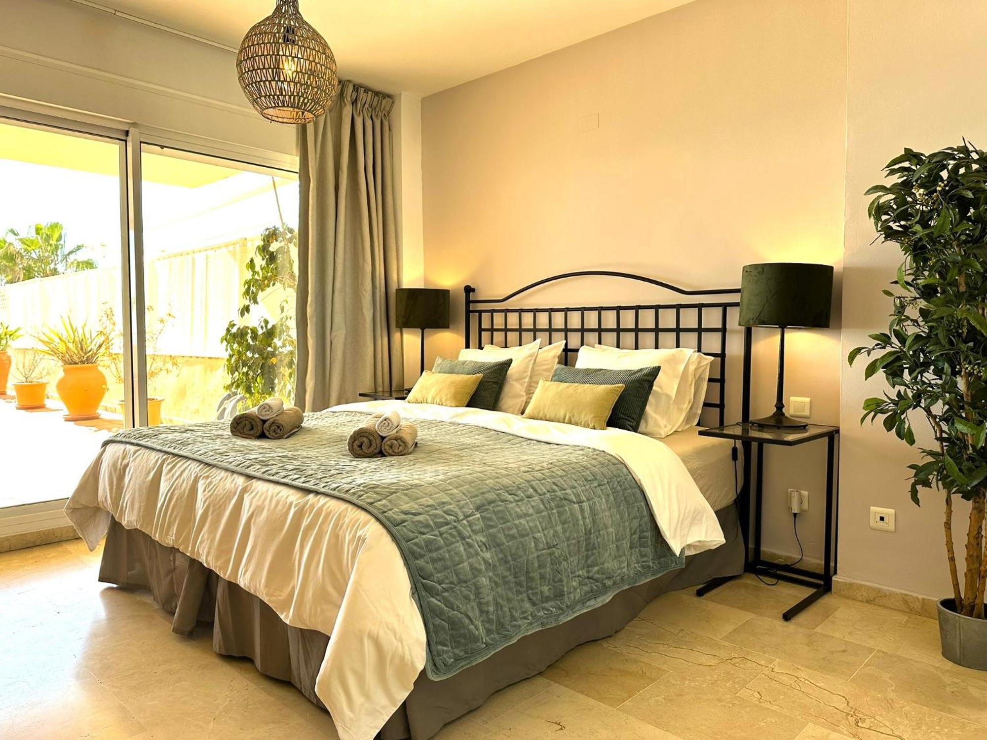 Apartments Bermuda Beach Estepona Dış mekan fotoğraf