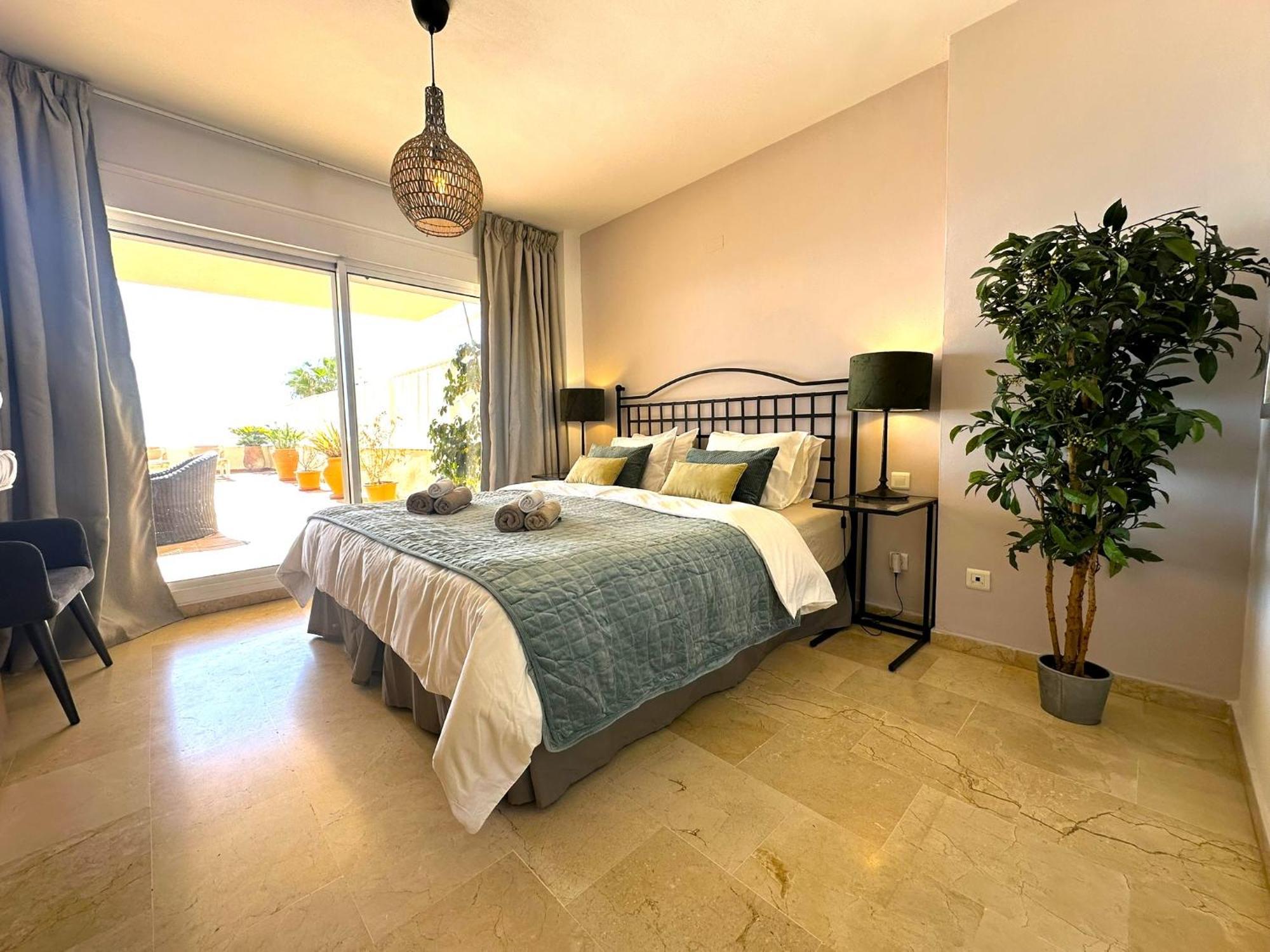 Apartments Bermuda Beach Estepona Dış mekan fotoğraf