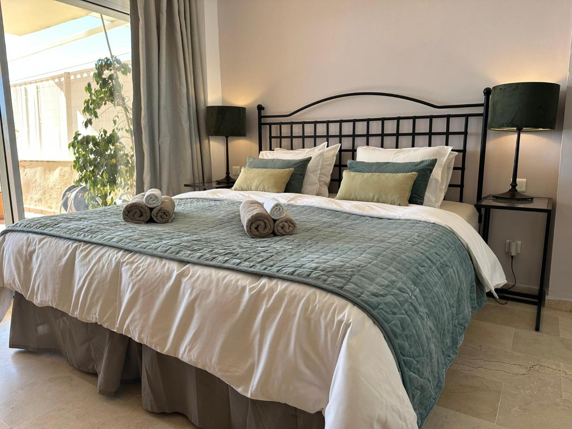 Apartments Bermuda Beach Estepona Dış mekan fotoğraf