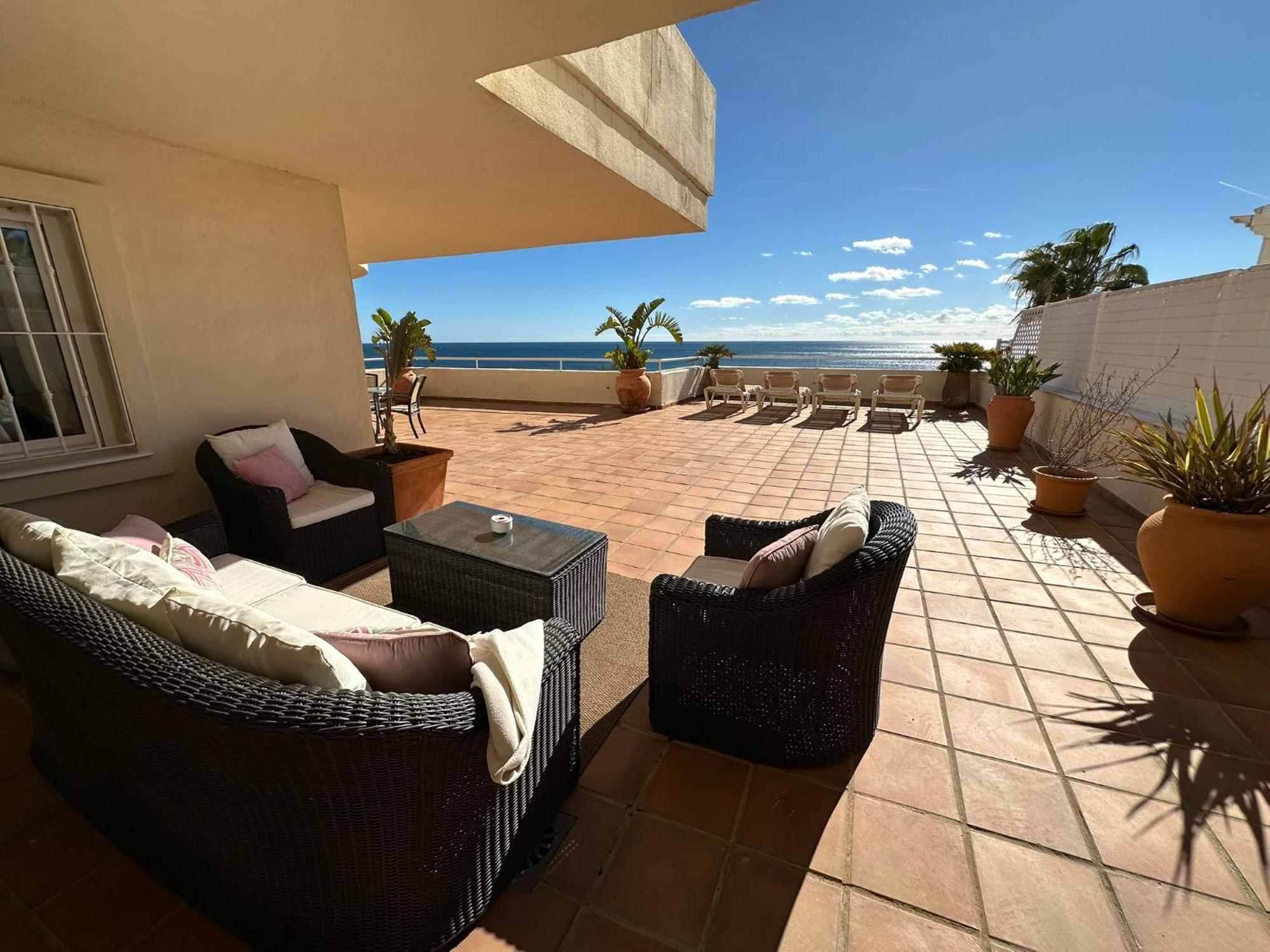 Apartments Bermuda Beach Estepona Dış mekan fotoğraf