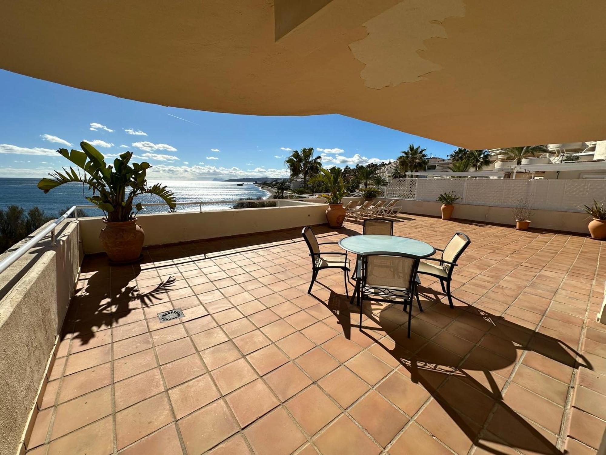 Apartments Bermuda Beach Estepona Dış mekan fotoğraf