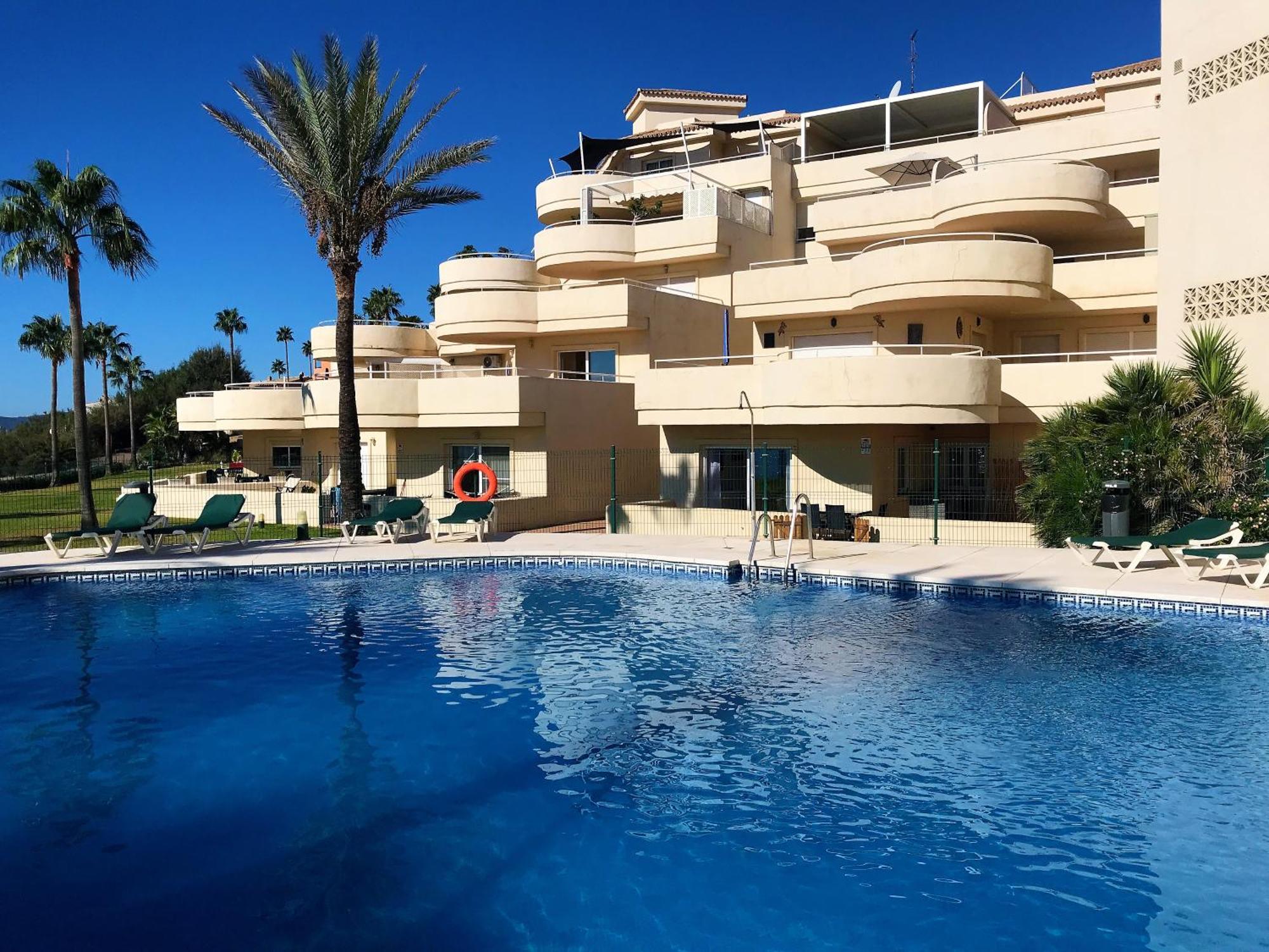 Apartments Bermuda Beach Estepona Dış mekan fotoğraf