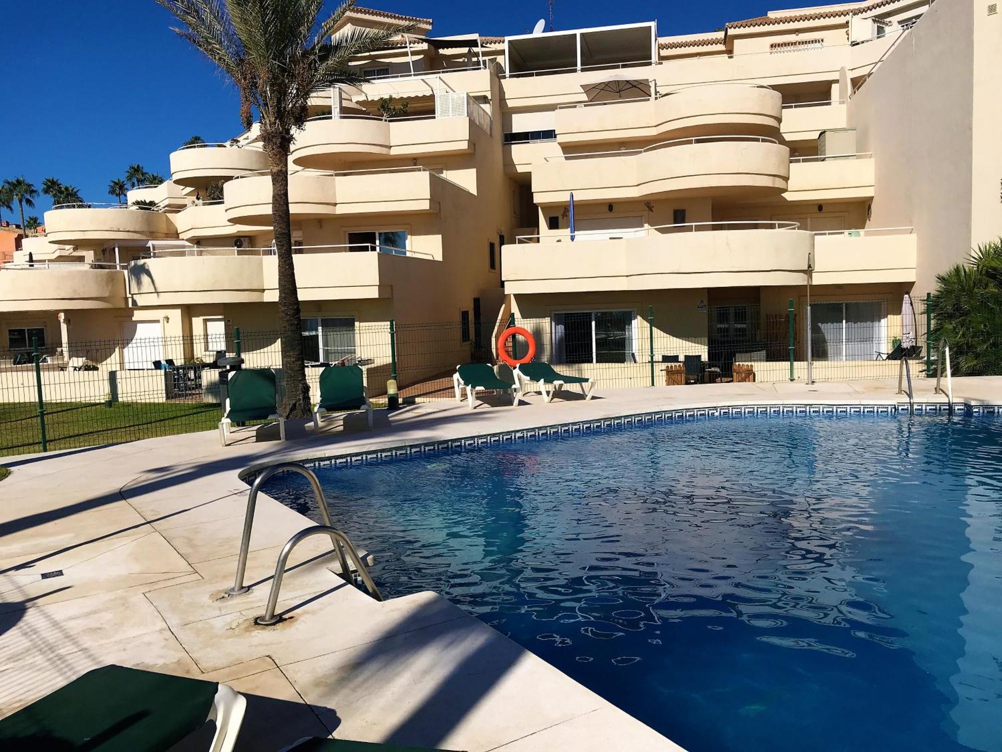 Apartments Bermuda Beach Estepona Dış mekan fotoğraf