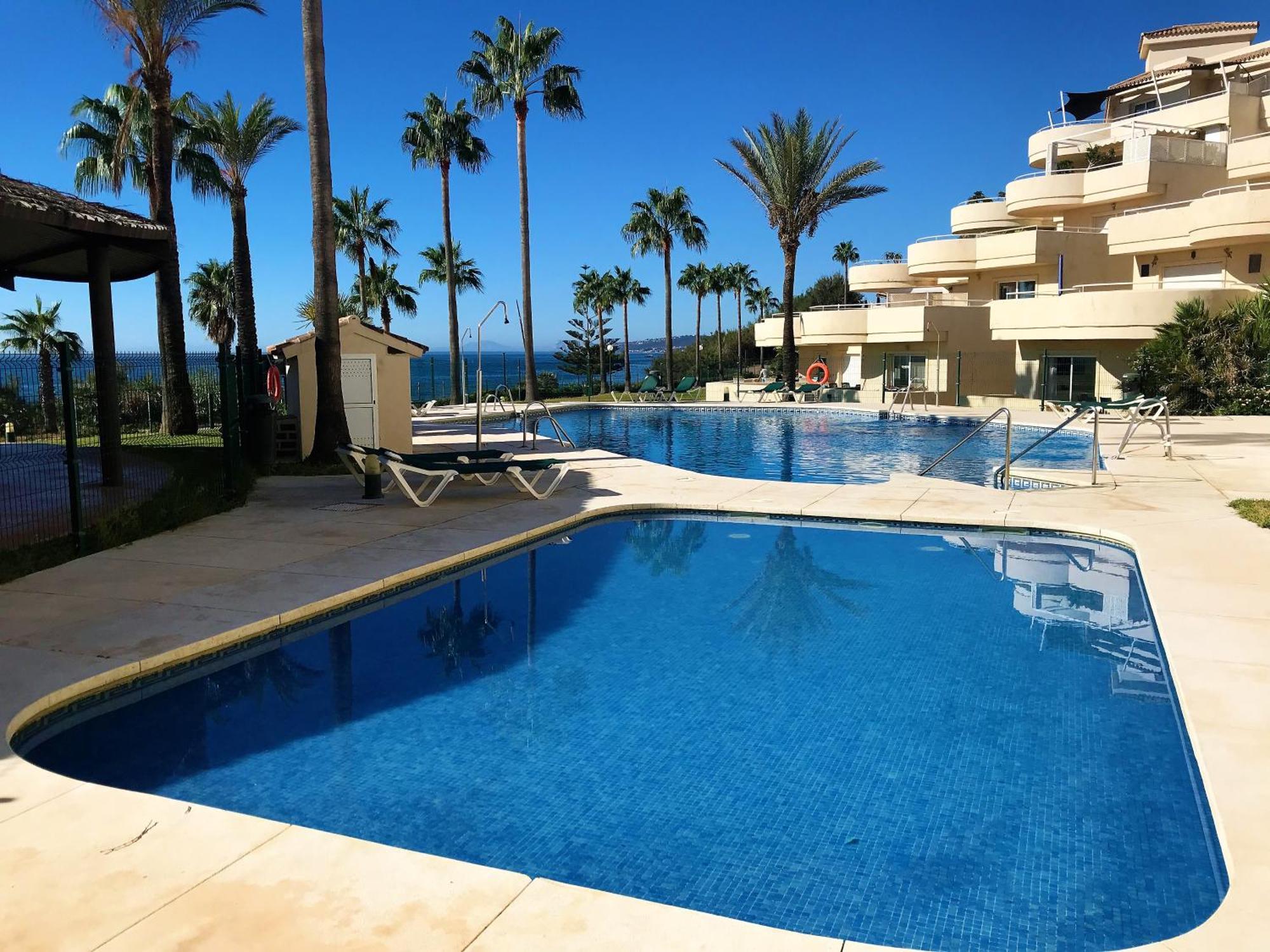 Apartments Bermuda Beach Estepona Dış mekan fotoğraf